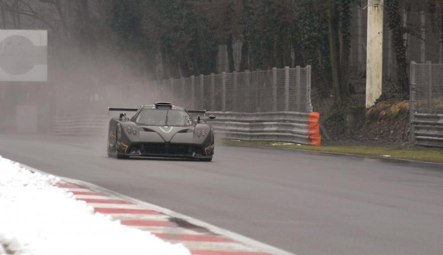  Pagani Zonda R 2009 года  (фото 33 из 73)
